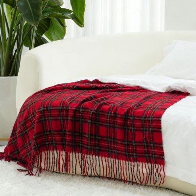 Premium Polyester Throw Blanket - Light Luxury Design for All Seasons, Perfect for Naps, Home Use & Sofa Decoration